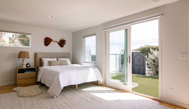 Building Photo - Single Family Home with Coastal Luxury wit...