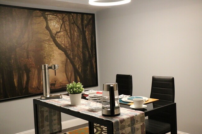 Building Photo - 506 Sea St