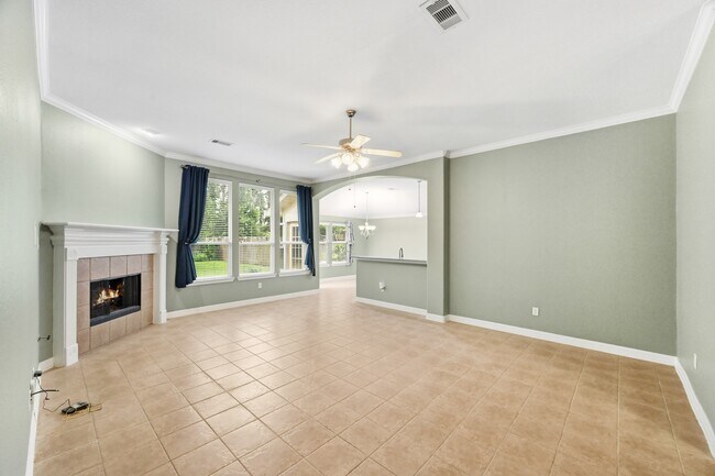 Building Photo - 8218 Silver Lure Dr