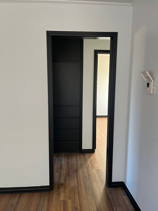 Building Photo - 2212 SW 61st St