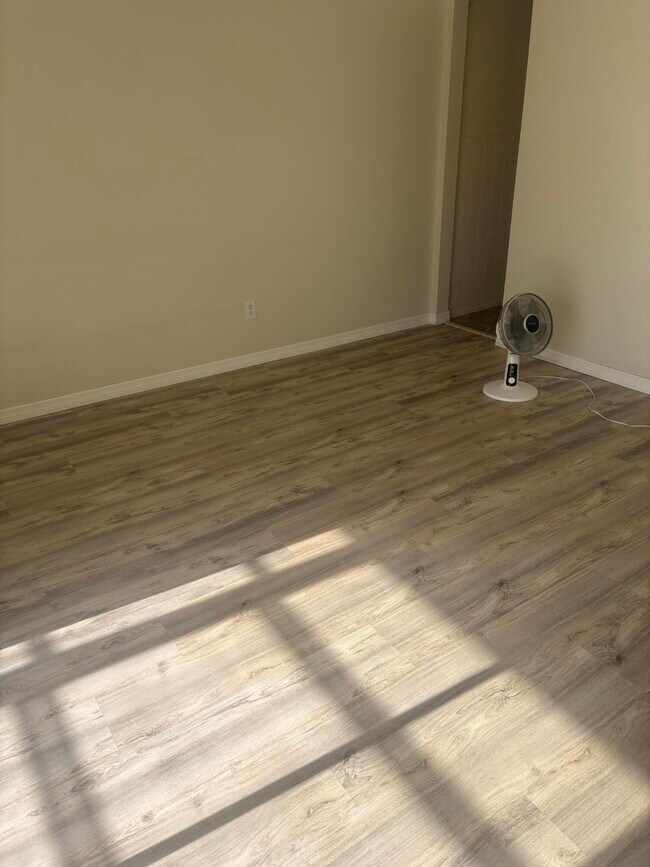 Building Photo - 2600 SE Ocean Blvd