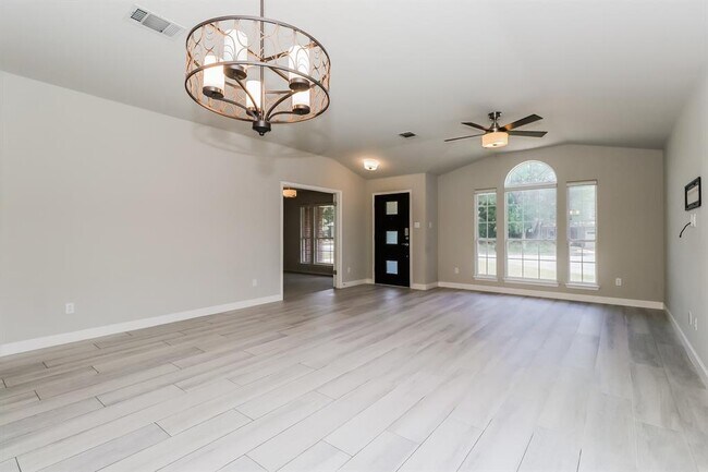 Building Photo - 9604 Kangaroo Ln