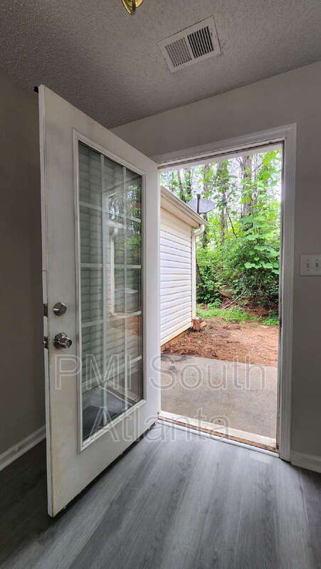 Building Photo - 1848 Carrington Dr