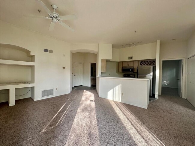 Building Photo - 7360 Westpointe Blvd