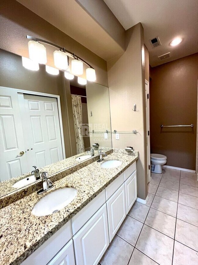 Building Photo - 1550 Capadaro Ct