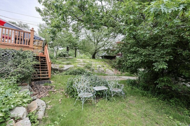 Building Photo - WINTER RENTAL: Granite Cottage