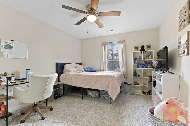 Building Photo - 5524 Sweetgum Cir