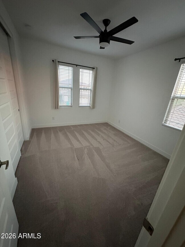 Building Photo - 7710 W Crabapple Dr