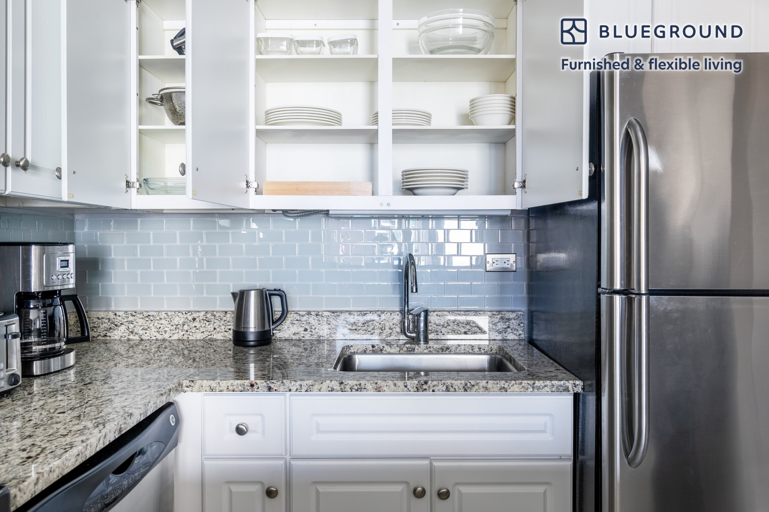 Building Photo - 750 N Rush St