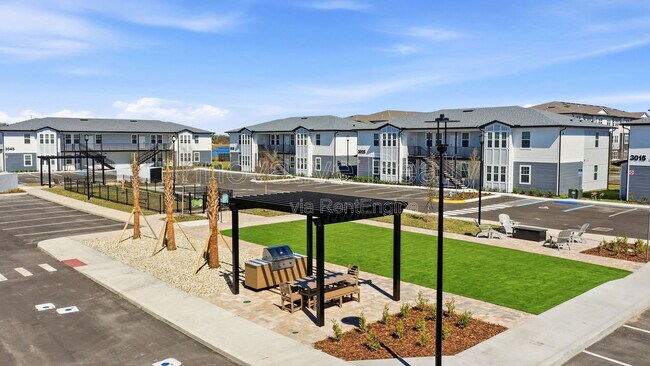 Building Photo - 3085 Soldier City Wy