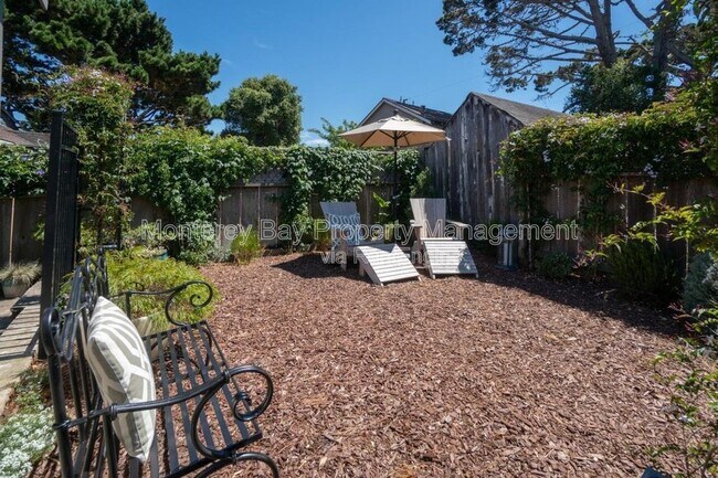 Building Photo - 515 Dickman Ave