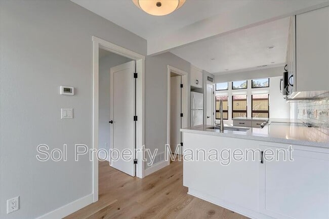 Building Photo - 2703 Subec Ln
