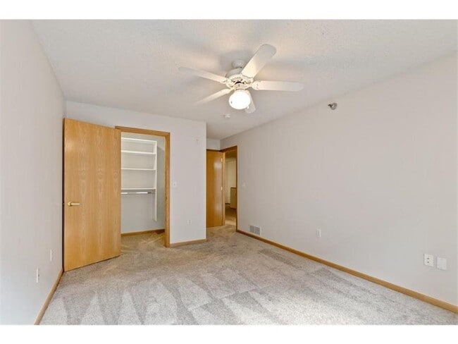 Building Photo - 600 N 2nd St