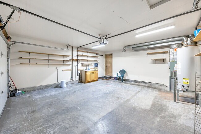 Building Photo - NO SHOWINGS AT THIS TIME~ 5 Bedrooms ( one brm is on main floor) and 4 bathrooms (2 are on main f...
