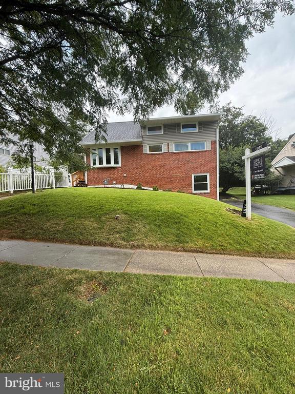 Building Photo - 816 Crothers Ln
