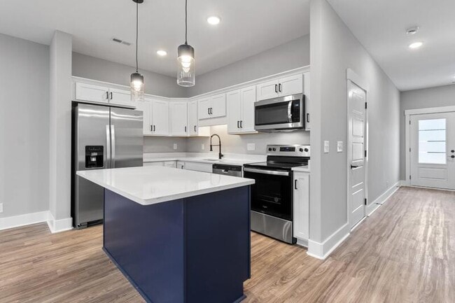 Building Photo - 106 Jonathan Wade Cir