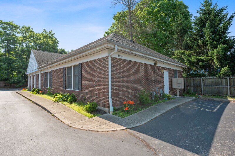 Building Photo - 4630 Pleasant Ave