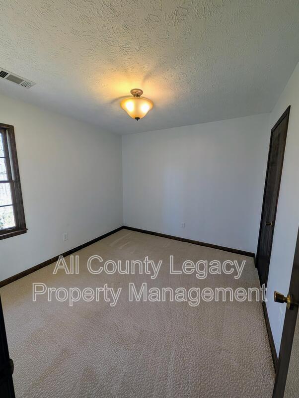 Building Photo - 3787 Etna Dr