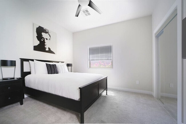 Building Photo - PHX Retreat  2 Bedroom 2 Bath Home in Hist...