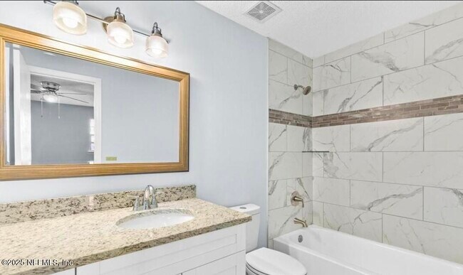 Building Photo - 10959 Peppermill Ln