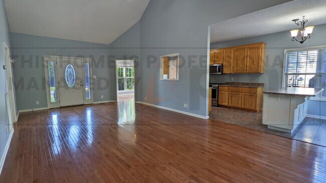 Building Photo - 3317 Sunny Slope Dr