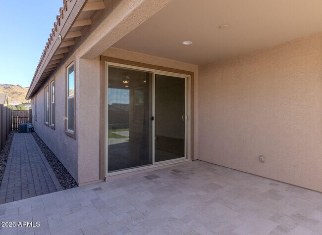 Building Photo - 1548 W Corral Rd