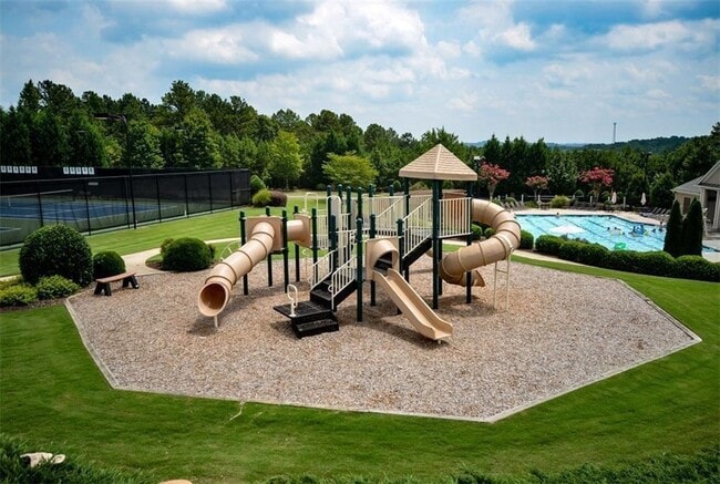 Building Photo - 157 Wallnut Hall Cir