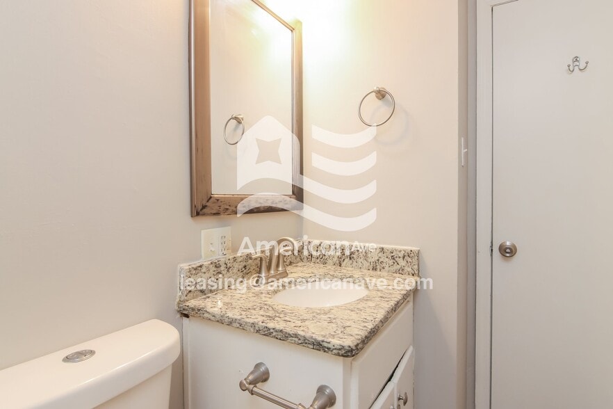 Building Photo - 4718 Marino St