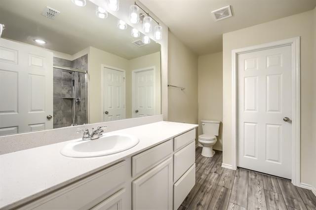 Building Photo - 5549 Cherokee Rose Dr