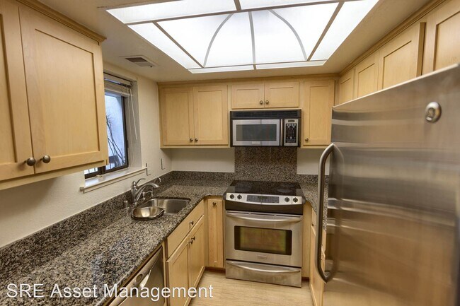 Building Photo - 1 br, 1 bath House - 701 San Conrado Ter #3