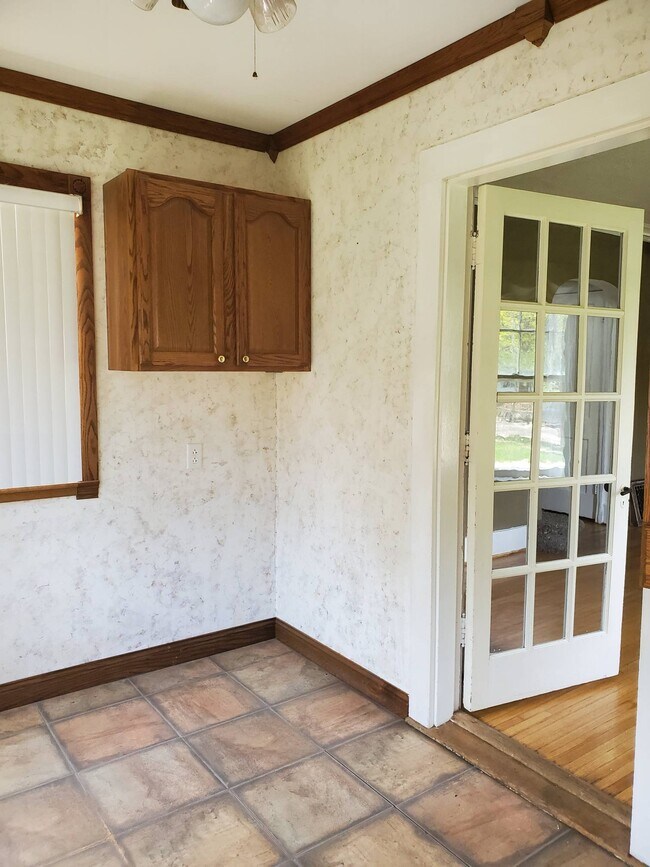 Building Photo - 1531 W Harrison St