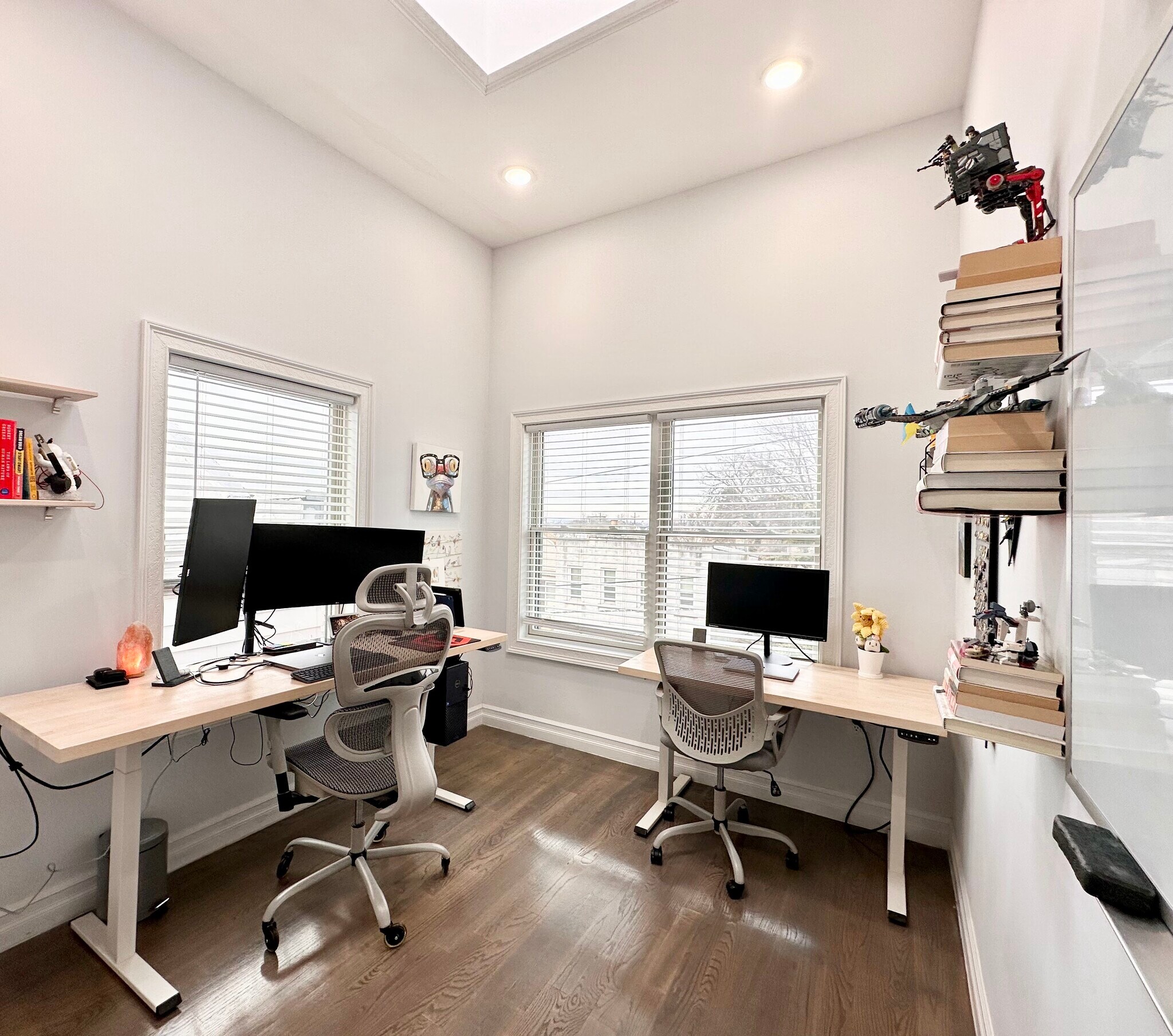 Building Photo - 37 Spruce St