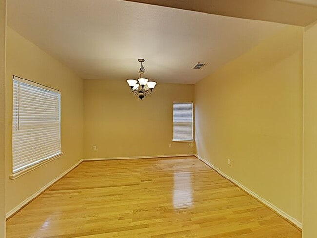 Building Photo - No Application Fees* $500 Off 1st Month - ...
