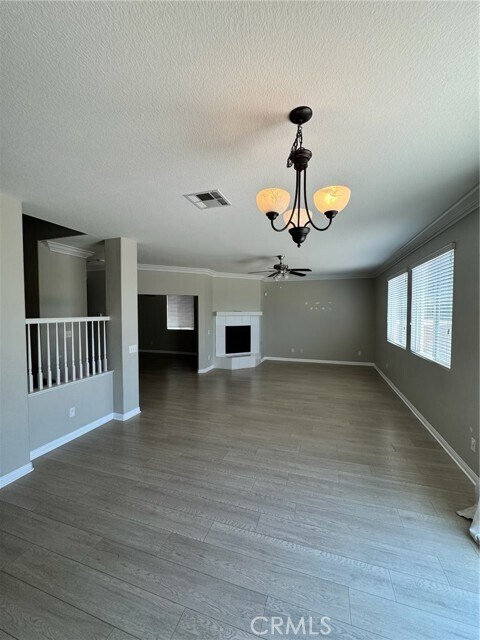 Building Photo - 38422 Clearbrook Dr