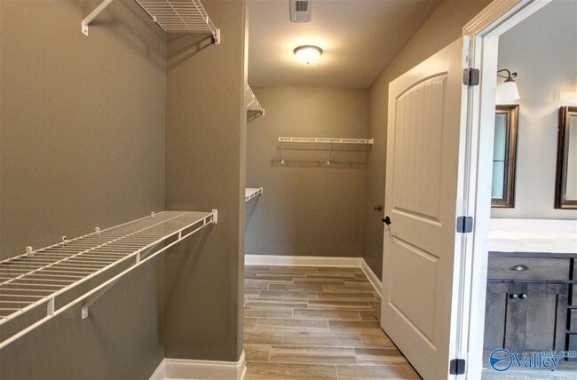 Building Photo - 13451 Callaway Dr