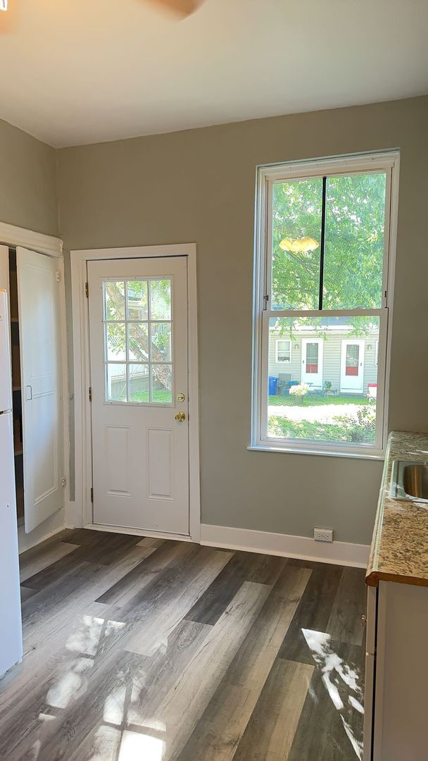 Building Photo - 218 Joliet Way