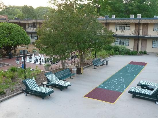 Shuffleboard - 807 W Trinity Ave