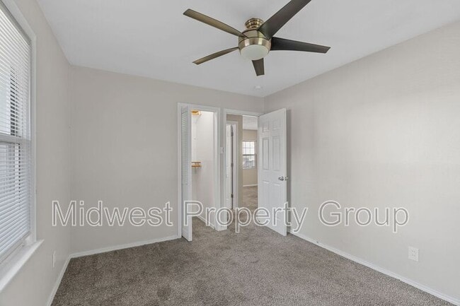Building Photo - 3661 High Dr
