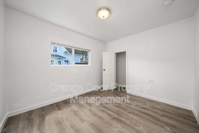 Building Photo - 5018 S K St