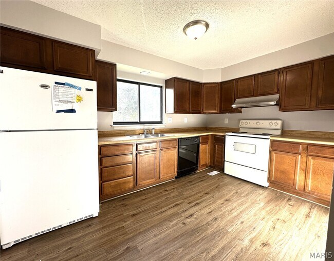 Building Photo - 10063 Northgate Dr