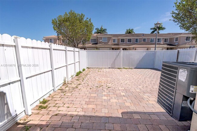 Building Photo - 14267 SW 272nd Ln