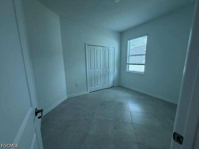 Building Photo - 14778 Martingale Pl