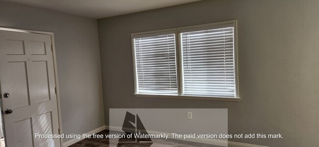 Building Photo - 134 13th St