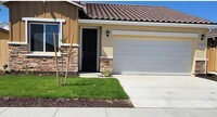 Building Photo - Beautiful Single Story Home Ready To Be Ca...
