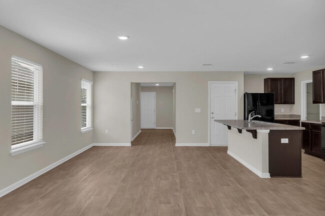 Building Photo - 585 Earl Godwin Rd