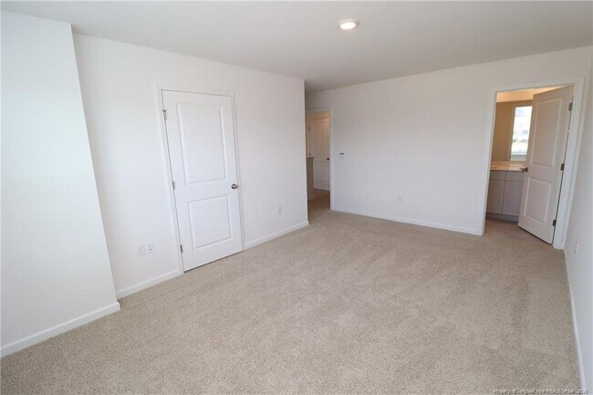 Building Photo - 360 Freestall Dr