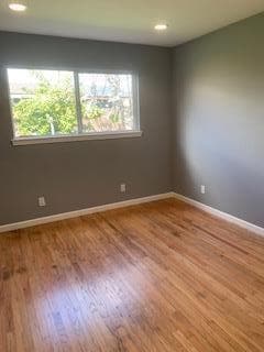 Building Photo - 2429 Poplar Dr