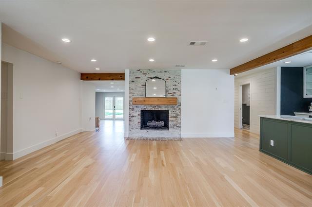 Building Photo - 428 Summit Dr