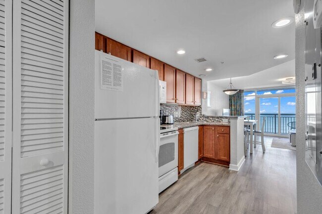 Building Photo - 1700 N Ocean Blvd