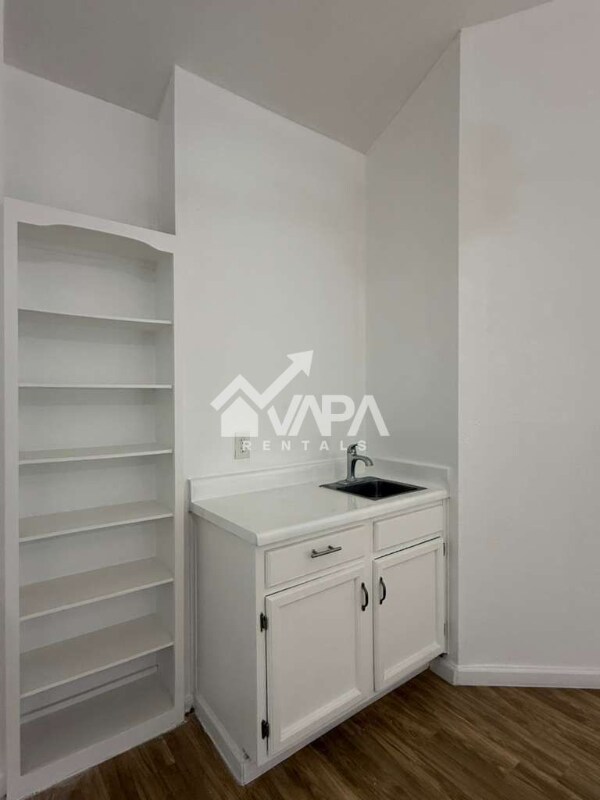 Building Photo - 14614 Highland